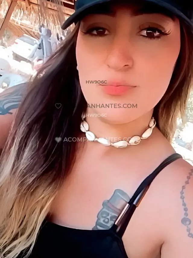 Meu nome e eloa e espero que todos estejam bem sou uma bela acompanhante de luxo com cabelos loiros pele radiante e perfumada seios volumosos coxas gr...