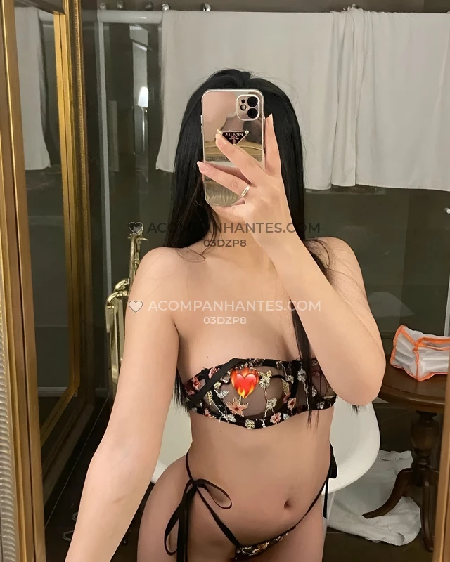 Oi pessoal me chamo jessica silva tenho 21 anos e sou uma escort brasileira que vive na maravilhosa belo horizonte sou uma morena esbelta com um sorri...
