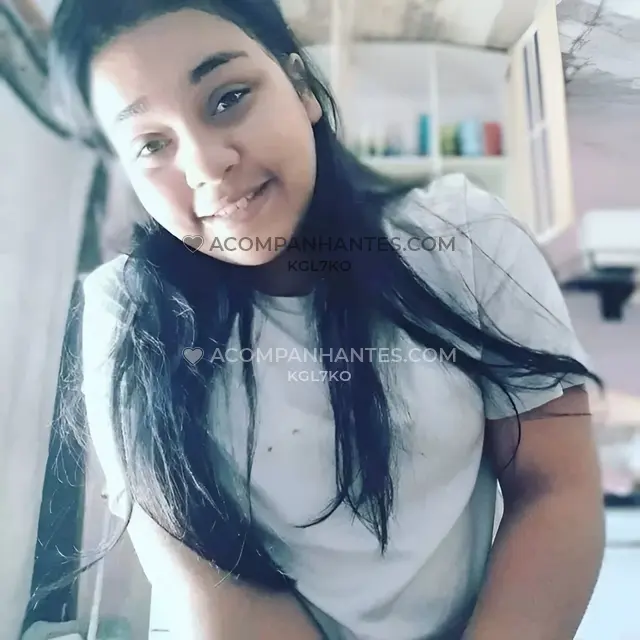 E um prazer te conhecer meu amore eu sou a dudinha ofereco um servico calmo pessoal e cheio de desejo adoro satisfazer fantasias amo dar beijos e aman...