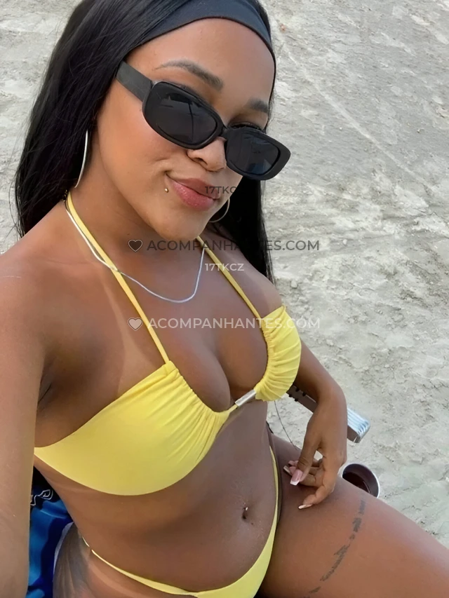 Oi eu me chamo maite soares e sou uma escort brasileira que ama a vida vivo na praia grande brasil tenho 23 anos e uma personalidade que cativa estou...