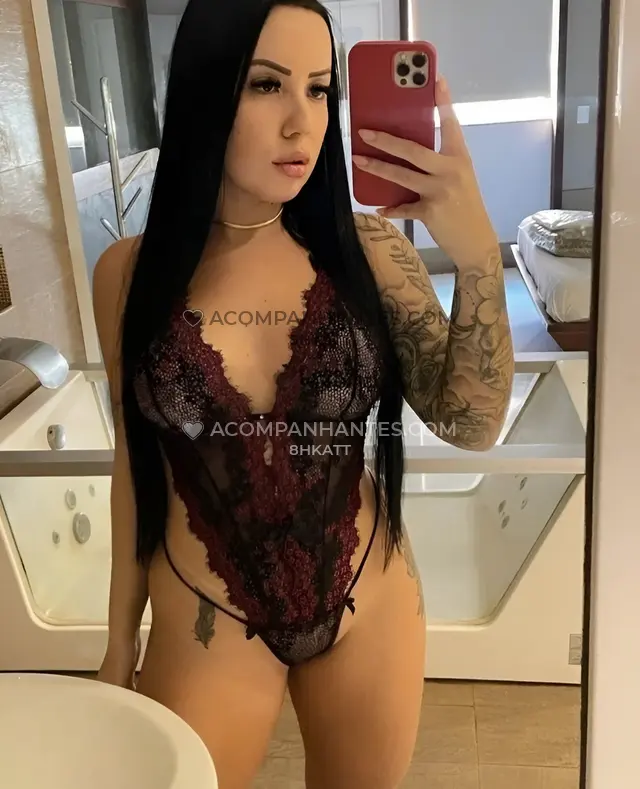 Oi sou a sophia uma mulher de 23 anos que trabalha como acompanhante em lauro de freitas brasil sou uma menina ousada ofereco sexo oral sem preservati...