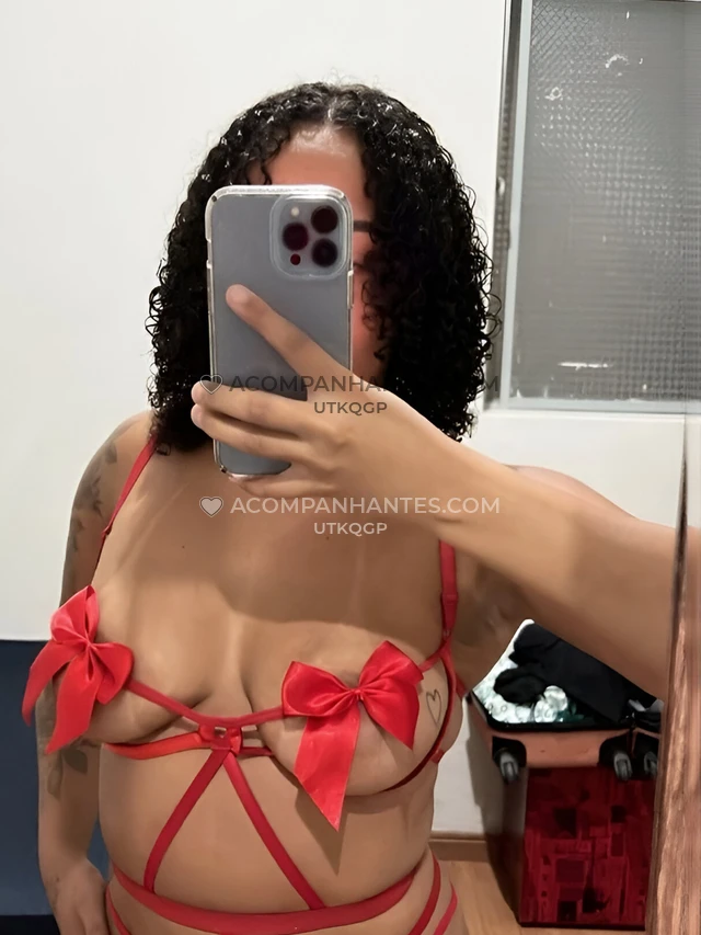 Nao realizo anal sou uma morena do estilo namorada que oferece um oral bem umido e prazeroso comigo nao ha pressa sou educada muito afeicoada e adoro...