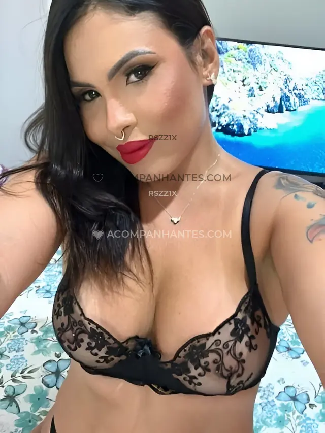 Oi meu nome e jenifer moura e sou uma mulher atraente e voluptuosa com curvas realcadas por silicone sou uma acompanhante maravilhosa tenho 1 55m de a...