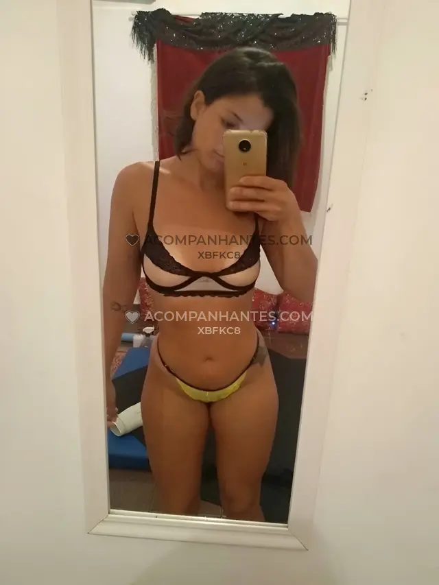 Oi querido que felicidade ver voce aqui meu amor como voce esta vamos descansar juntos meu nome e jackeline tenho 29 anos sou uma pessoa alegre e amo...