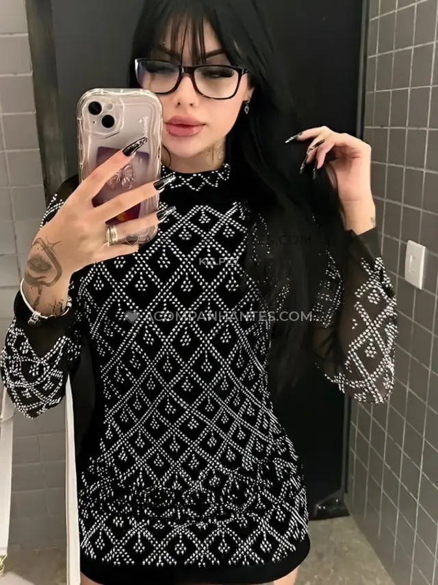 Oi chamo me emily tenho 23 anos e sou original de goiania eu sou uma garota de companhia brasileira com muita energia e simpatia sou uma morena que se...