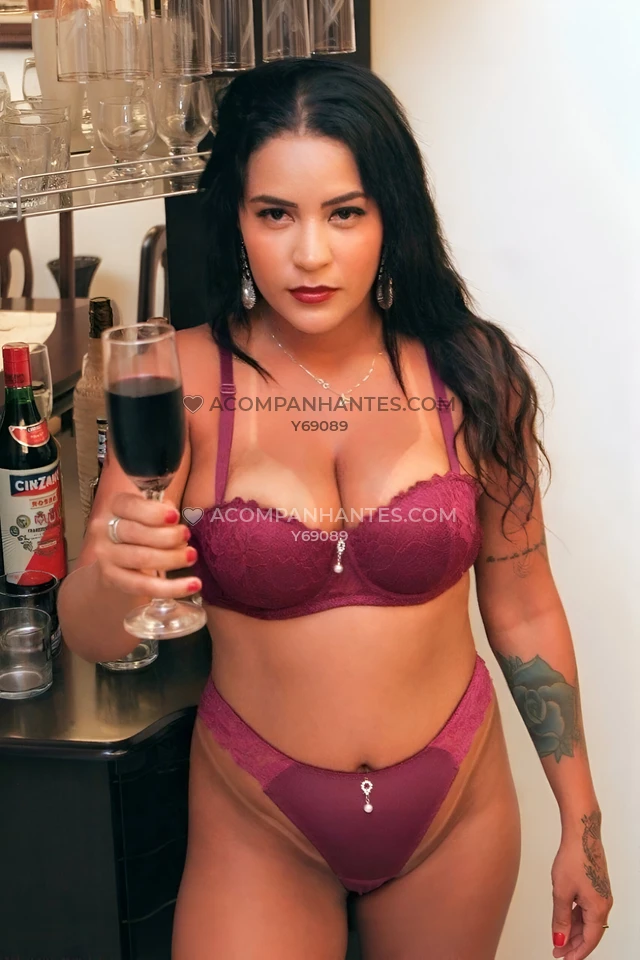 Bem vindo ao meu perfil querido meu nome e aline borges e tenho 25 anos de idade nasci em campo grande uma maravilhosa cidade interiorana de sao paulo...