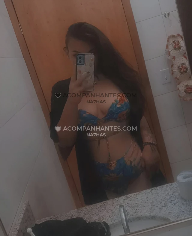 Oi queridos meu nome e karolin acompanhante que acabou de chegar em joinville sc sou uma linda jovem de 20 anos bastante afetuosa e ardente e ainda co...