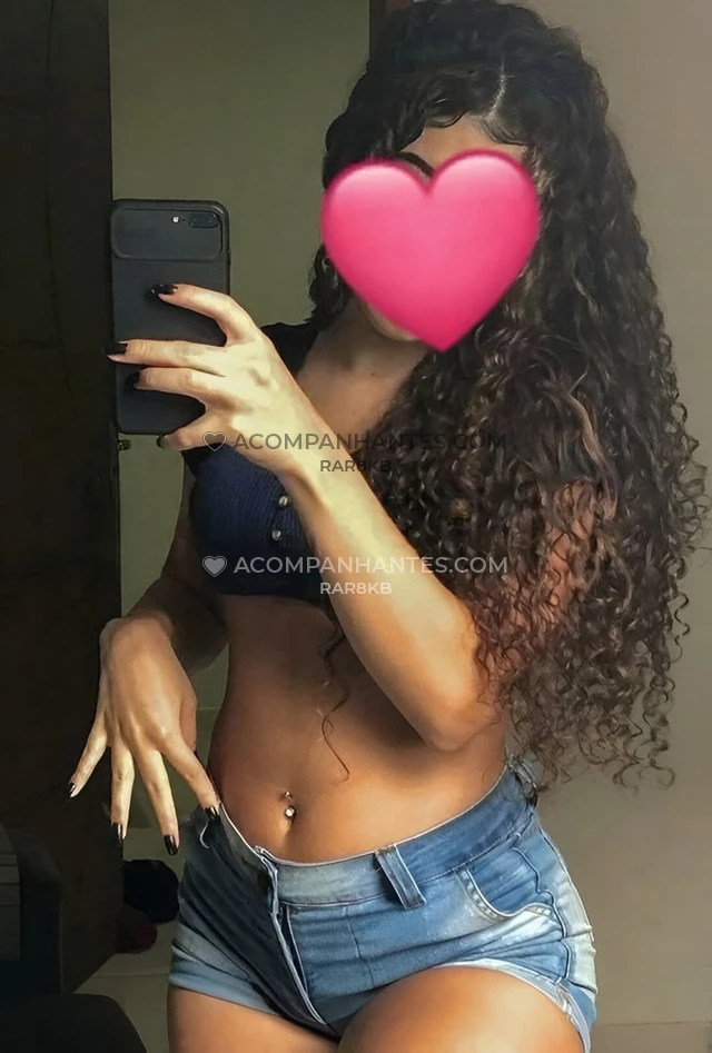 Oi me chamo gabriella fox sou brasileira e tenho 24 anos de idade atualmente resido na deslumbrante cidade de maringa e trabalho como acompanhante sou...