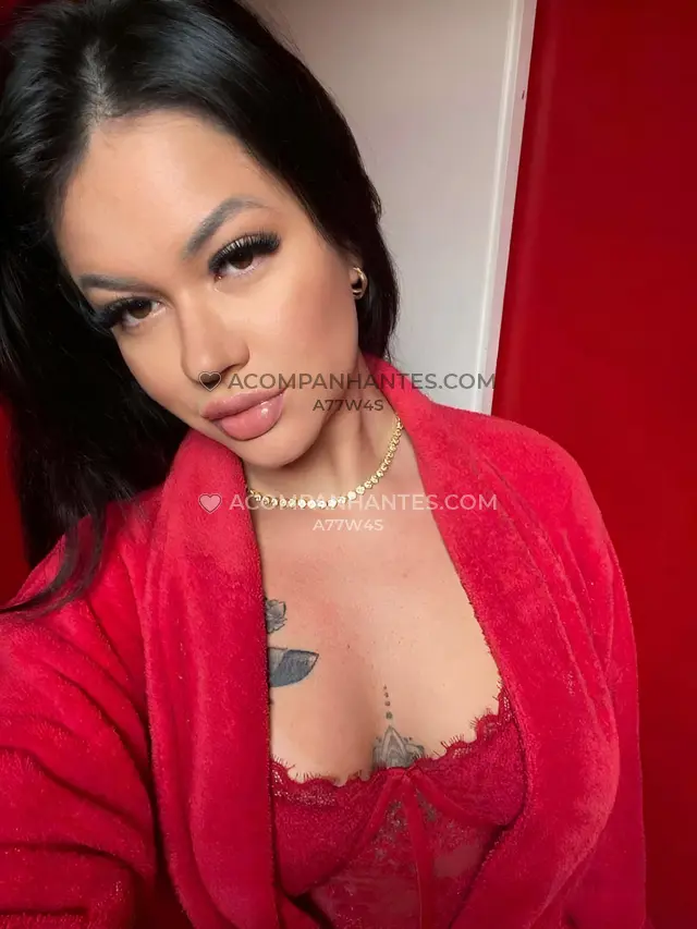 Oi queridos eu me identifico como rafaela sanches eu amo agir como uma namorada tenho cabelos longos e pretos peitos naturais e sou bastante atrevida...