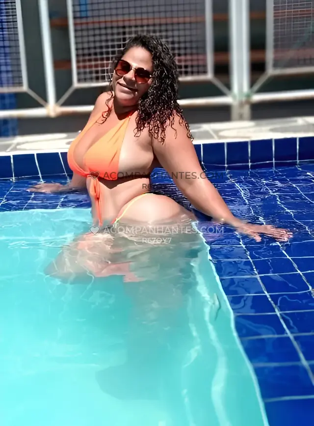 Sou conhecida como sofia uma acompanhante bela e atrevida perfeita para satisfazer seus desejos a qualquer momento venha desfrutar de momentos de praz...