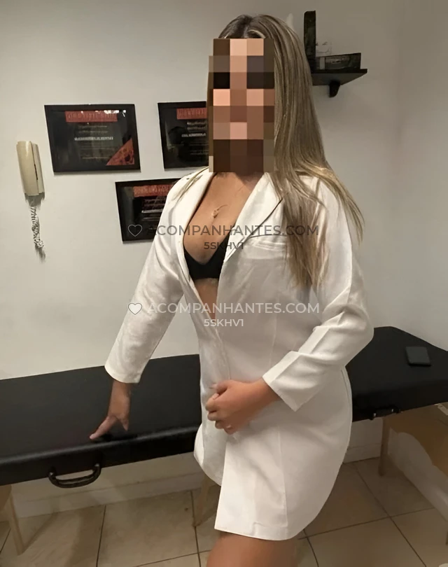 Oi sou uma garota de programa brasileira com 28 anos e moro em joinville sou esguia alta e loira tenho uma personalidade carinhosa e apaixonada sendo...