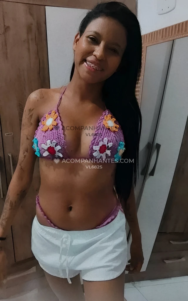 Oi queridissimos como estao me chamo antonella monte sou garota de programa de 18 anos ninfeta bem magrinha e com muita vontade estou em busca de home...
