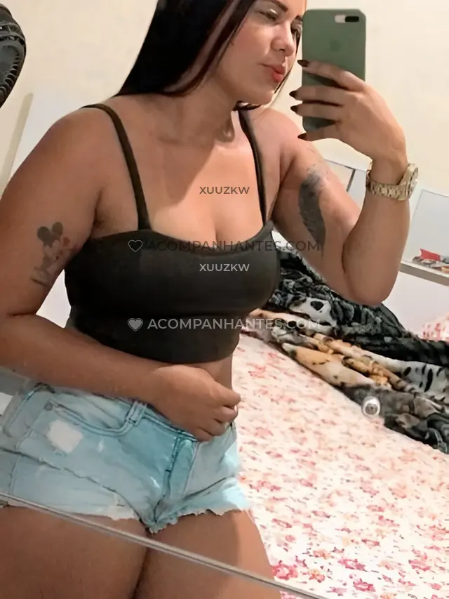 Ola meus queridos sou uma acompanhante apaixonada por sexo sem restricoes me chamo vanessa picante tenho 19 anos e sou a linda gata das imagens venha...