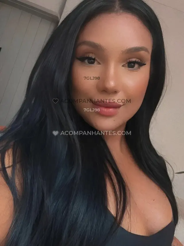 Oi queridos tudo certo com voces meu nome e sarah sou uma linda baiana de 22 anos uma acompanhante com curvas definidas morena sensual e cuidadosa per...