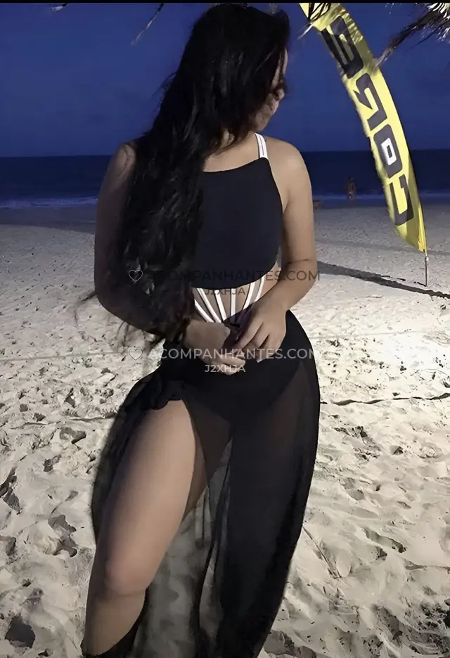 Sou uma morena bonita educada agradavel e muito linda com estilo de namorada e muito cheirosa sou bastante exigente entao so me busquem se voces tambe...