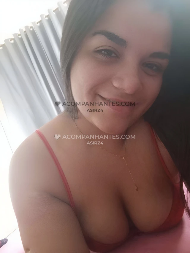 Ola queridos eu sou a cacau uma jovem com bumbum grande e bastante provocante na cama gosto de deixar os meus clientes plenamente satisfeitos e nao te...