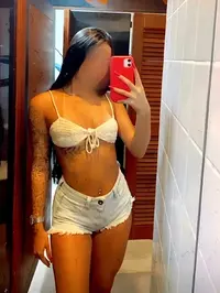 Oi me chamo larissa silva possuo 21 anos e venho de contagem eu sou uma acompanhante brasileira que adora viver e aprecia as experiencias que a vida p...