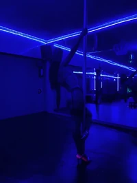 Oi me chamo catharinne e tenho 23 anos de idade nasci em florianopolis uma encantadora cidade brasileira sou uma mulher de pele morena com curvas pron...