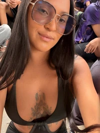 Voce tem permissao para enviar mensagens inclusive fora do horario de trabalho para visualizar conteudos exclusivos sem roupa e fazendo sexo acesse o...