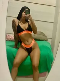 Oi queridos me chamo bruna reis sou uma garota de programa magra bonita e muito atraente e a primeira vez que estou oferecendo meus servicos nesta cid...