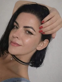 Sou uma carioca esbelta travessa dominante ou extremamente submissa sem inibicoes e pronta para te levar a loucura faco oral intensamente umido profun...