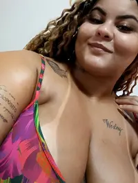 Oi queridos me chamo thamires tenho 29 anos e sou uma escort bbw que vai balancar seu entendimento com minhas curvas saborosas peitos e gluteos maiore...