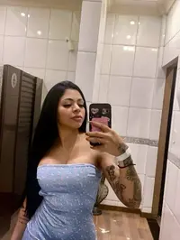 Oi eu sou navi uma ninfeta tranquila e carinhosa que tem metade das suas raizes na bahia e metade em goias conte me seus fetiches pode ser que eu cons...