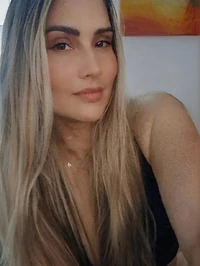 Oi meus queridos meu nome e flavia sou natural de santa catarina mas atualmente resido em maringa e tenho 35 anos posso assegurar que meu perfil e aut...