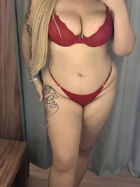 Oi pessoal me chamo babi alves sejam bem vindos tenho 24 anos e sou uma acompanhante loira tatuada carinhosa que adora beijar e bastante atraente gost...