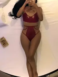 Oi queridos meu nome e geovanna tenho 21 anos e sou uma acompanhante sensacional sou uma jovem bonita perfeita para homens de refinado bom gosto entre...