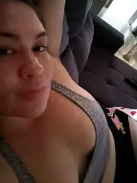 Oi meu nome e ohanna e tenho 30 anos de idade sou natural da linda cidade de itajai no brasil sou uma acompanhante carinhosa apaixonada e muito bem ed...