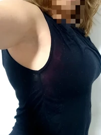 Ola me chamo jane sou uma encantadora garota de companhia sou recente na cidade por isso nao hesite em marcar um tempo para nos conhecermos melhor sou...