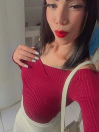 Desejo ser a sua companhia sou a nicoly o tipo de mulher que pode te deixar louco tenho um corpo esculpido provocativo e atrevida do jeito que voce de...