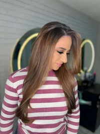 Uma bela companhia de massagista dancarina para todos os grupos se voce decidir entrar em contato comigo garanto que nao se arrependera