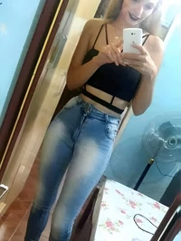 Meu nome e bianca delicia tenho 24 anos sou loira alta e magra possuo seios naturais e um charme inesquecivel possuo muita paixao e adoro meu trabalho...