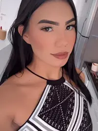 Oi querido meu nome e teresa tenho 19 anos sou uma jovem alta e magra com um perfume delicioso e um corpo que vai te enlouquecer alem de ser uma garot...