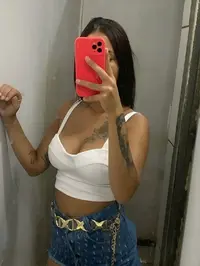 Oi meus amados meu nome e evelyn loren tenho 23 anos e a minha origem e de guarapari uma cidade fascinante do brasil convido todos a conhecerem meu lu...