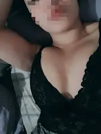 Oi queridos tudo bem com voces me chamo paty sou uma garota de programa estilo namorada de 25 anos possuo um bumbum amplo e redondo cintura fina e sei...