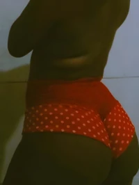 Oi seja muito bem recebido me chamo katrina e estou aqui pronta para proporcionar muito prazer a voce espero que aprecie o que ira ver e fique a vonta...