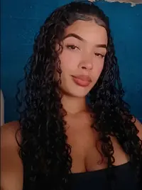 Oi me chamo aninha uma jovem brasileira de 19 anos que vive em salvador sou uma morena esbelta com a pele morena sempre preparada para oferecer moment...