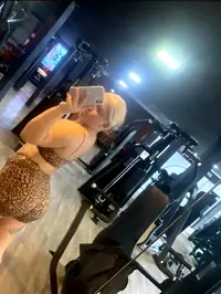 Sou uma india loira perfumada doce e bem educada que te tratara como se fosse seu parceiro com todo o afeto e cuidado que merece podemos fazer passeio...