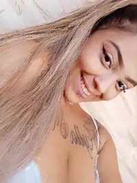 Ola queridos meu nome e natalia tenho 19 anos trabalho como garota de programa e acompanhante sou da bahia bastante safada e fogosa quando estou entre...