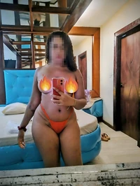 O meu servico e completo e inclui anal guloso com uma pegada de namoradinha bem safada venha me conhecer mais de perto o prazer e a satisfacao sao gar...