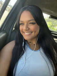 Encantada sou fernanda verdadeira carioca adoro garantir aos meus clientes experiencias memoraveis nao sou fa de interacoes mecanicas tenho um estilo...
