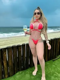 Oi sou a isabel uma jovem de 23 anos que recentemente se mudou para goiania brasil meu carinho paixao e educacao destacam me como acompanhante mal pos...
