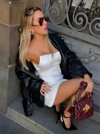 Nao apenas proporciono uma agradavel companhia mas tambem uma experiencia que sera dificil de esquecer sou uma mulher do nordeste ardente e requintada...