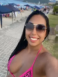 Chamo me fernanda recem chegada a cidade sou temperada e completamente natural o mix que voce esta buscando proporciono a chance de aproveitar uma agr...