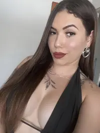 Oi sou isabela gomes uma garota de programa brasileira de 22 anos vivendo em fortaleza tenho uma personalidade afetuosa e sou apaixonada com a pele mo...