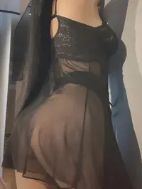 Oi sou a esmeralda 150 0 tenho 19 anos e nasci em salvador aqui no brasil sou uma acompanhante ousada que adora companhias cheias de tempero sou cativ...