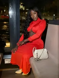 Oi eu sou a leona uma escort brasileira de 25 anos residindo no rio de janeiro sou uma mulher morena muito atraente chique e discreta sendo a companhi...